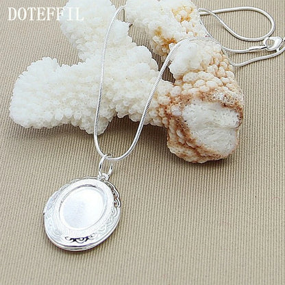 925 Sterling Silver Oval Round Photo Frame Pendant Womens Necklace